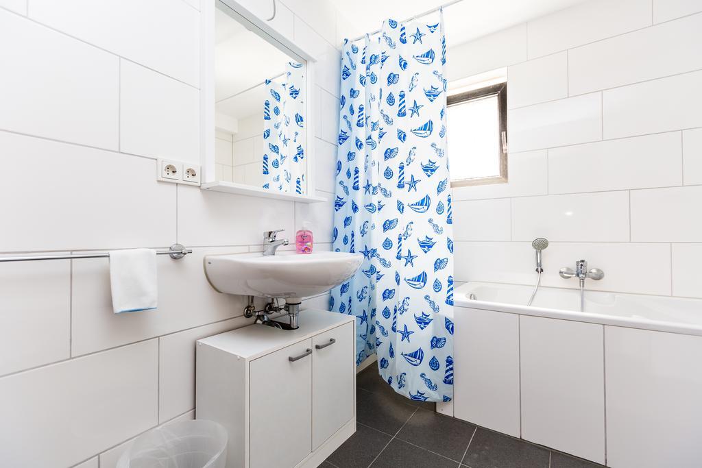 Ferienhaus Koeln Bilik gambar