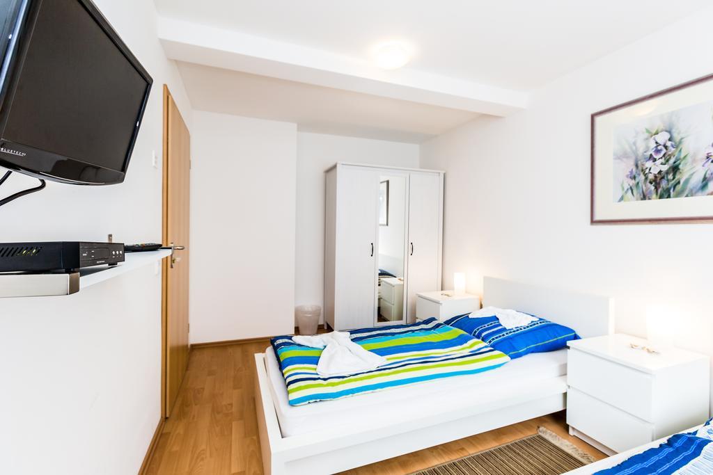 Ferienhaus Koeln Bilik gambar